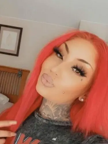 elisabeth_m, 21